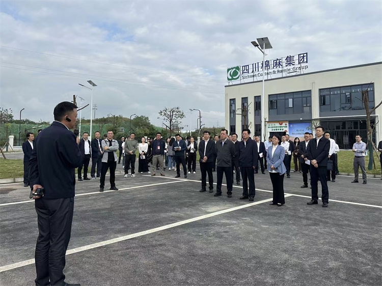 1729565730301910.jpg bf8486b0e30e5f0f9d67af0452183e0.jpg